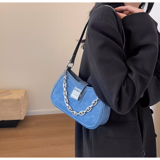 Replicas Personalized Hobo Leather Handbag Half Moon Shape Sweet Shoulder Clutch Bags